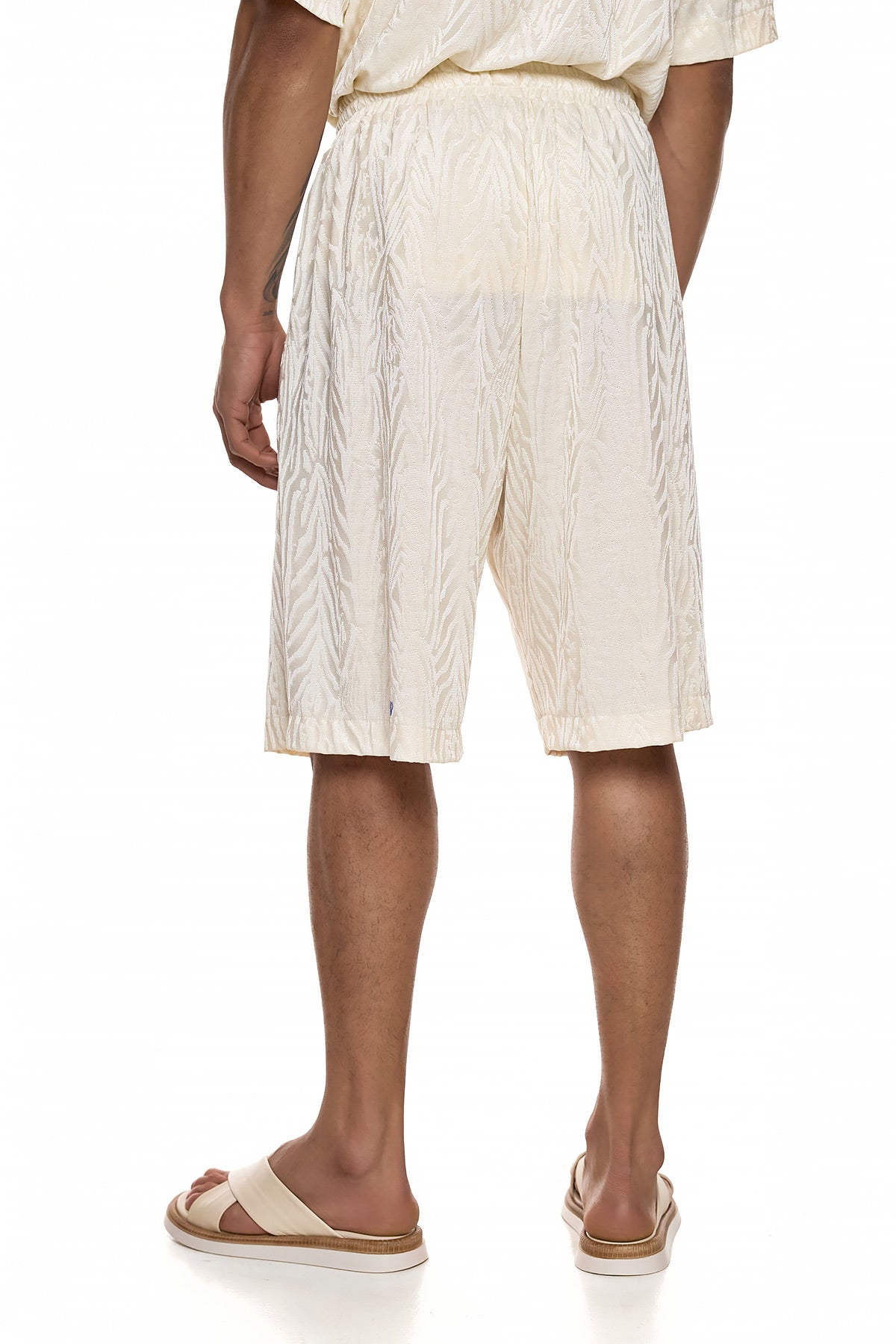 Textured Relaxed Shorts - ASAHI