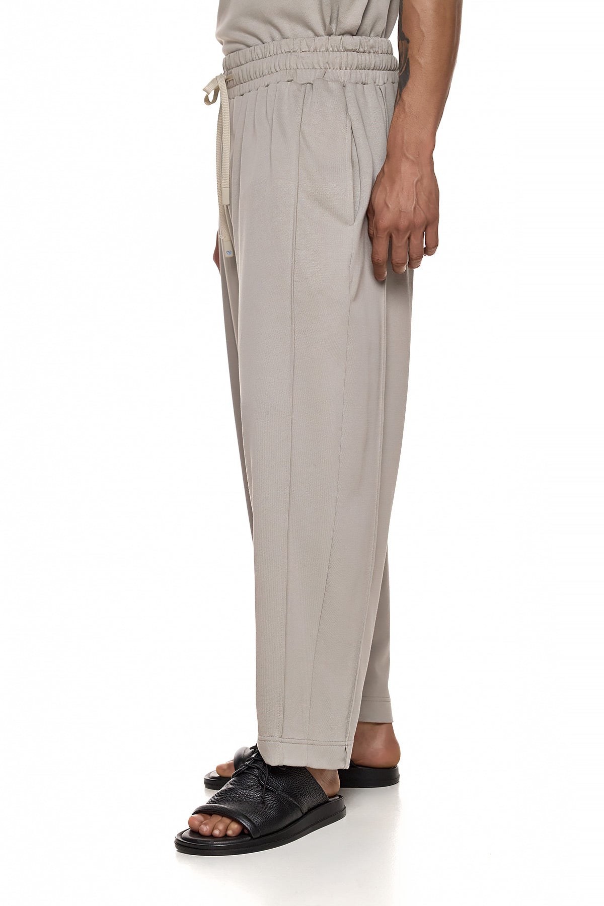 Relaxed Drawstring Trousers with Embroidered Detail – AMATERU