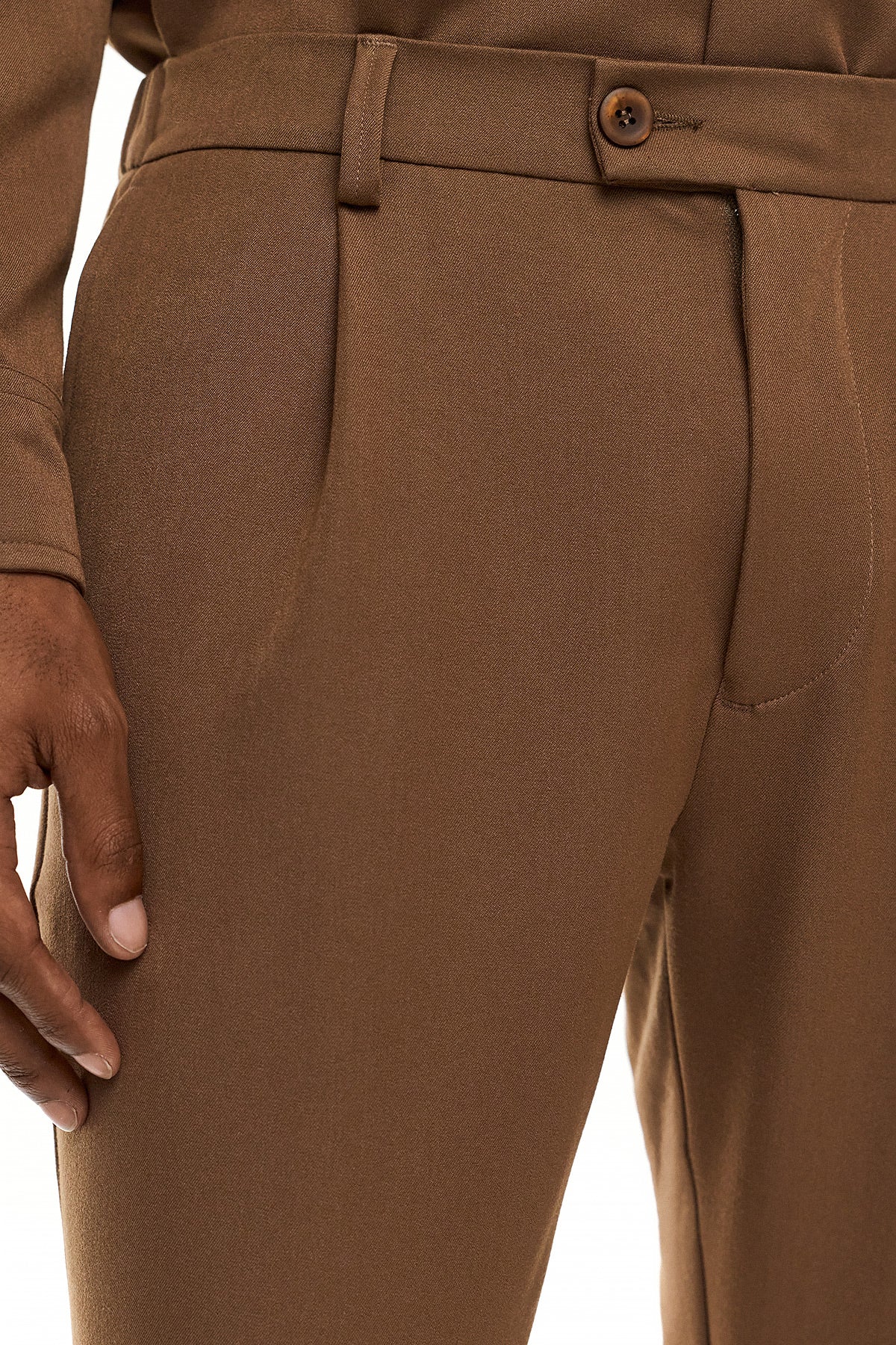 SEIJAKU Tailored Trousers – Camel