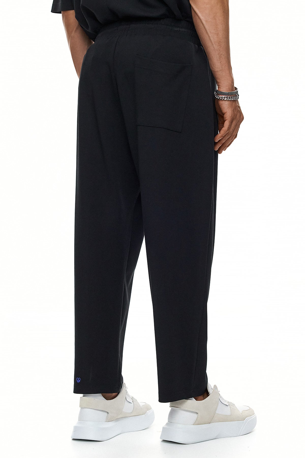 SEN Relaxed Pants – Black